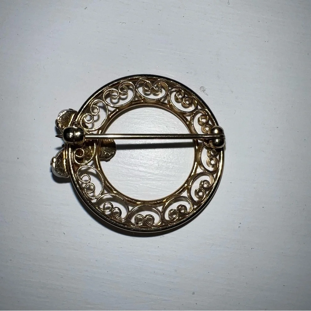 Vintage Opal Filigree Wreath Pin 14k Gold Filled
